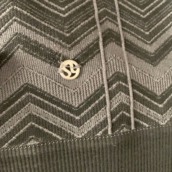 Lululemon Leggings - Picture 5 of 9